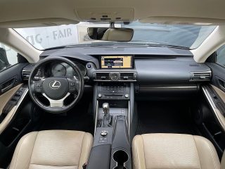 Lexus IS 300h Executive Aut.