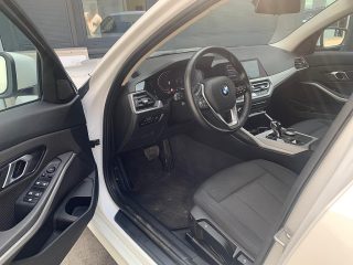 BMW 318d Aut.*Neues Modell*NAVI*LED*RFKamera*