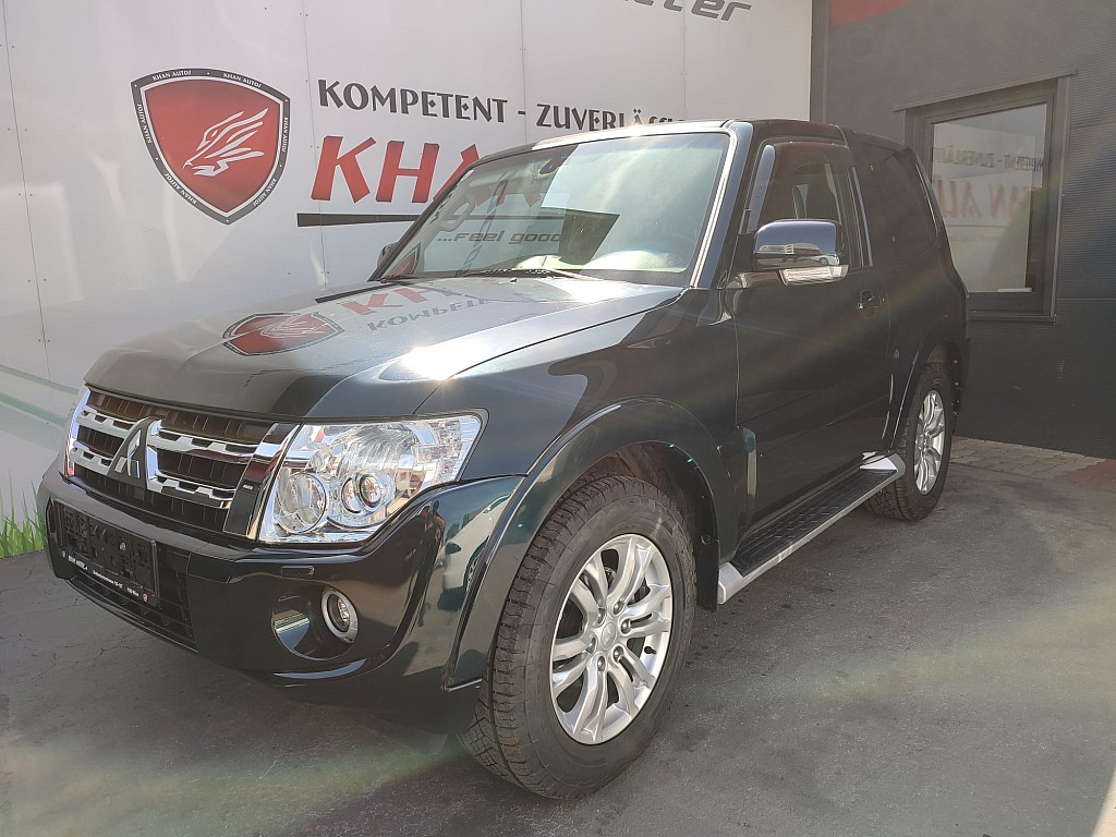 Mitsubishi Pajero Intense Österreich 3,2 DI-D TD *AHK*Leder*Xenon*