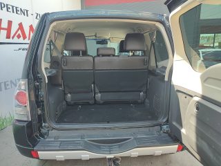 Mitsubishi Pajero Intense Österreich 3,2 DI-D TD *AHK*Leder*Xenon*