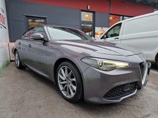 Alfa Romeo Giulia Ti + Veloce Paket 2,0 280 AT8 Q4