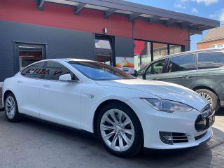 Tesla Model S 85kWh (mit Batterie) *91%Ladekapazität*