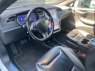 Tesla Model S 85kWh (mit Batterie) *91%Ladekapazität*