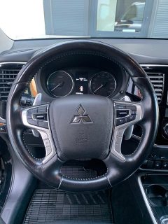 Mitsubishi Outlander 2,0 PHEV Instyle Connect *Schiebedach*Leder*Navi*