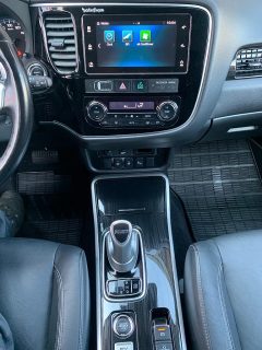 Mitsubishi Outlander 2,0 PHEV Instyle Connect *Schiebedach*Leder*Navi*