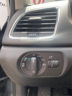 Audi Q3 2,0 TDI quattro Style DPF *Navi*Xenon*Bluetooth*PDC*