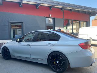 BMW 320d xDrive Österreich-Paket Aut.