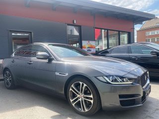 Jaguar XE 20d Prestige Aut. *Panorama*Leder*VOLL*