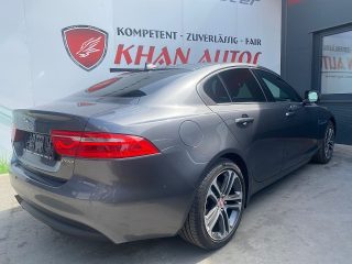 Jaguar XE 20d Prestige Aut. *Panorama*Leder*VOLL*