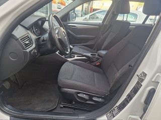 BMW X1 xDrive20d Österreich Paket *AHK* Allrad*