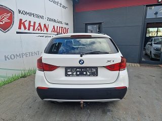 BMW X1 xDrive20d Österreich Paket *AHK* Allrad*