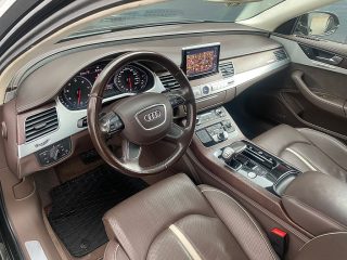 Audi A8 4,2 FSI V8 quattro Tiptronic Lang *voll*