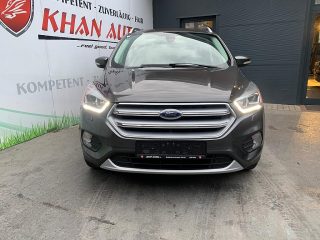 Ford Kuga Titanium Kuga Titanium 2,0 TDCI AWD *Navi*LED*AHK*