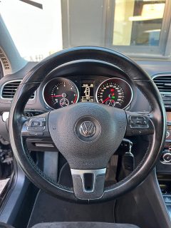 VW Golf Highline BMT 1,6 TDI DPF DSG *PDC2x*SH*