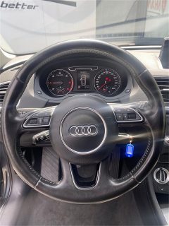 Audi Q3 2,0 TDI quattro Style DPF *Navi*Xenon*Bluetooth*PDC*