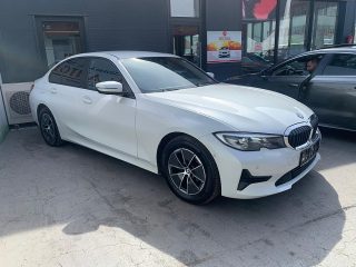 BMW 318d Aut.*Neues Modell*NAVI*LED*RFKamera*