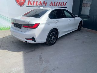 BMW 318d Aut.*Neues Modell*NAVI*LED*RFKamera*