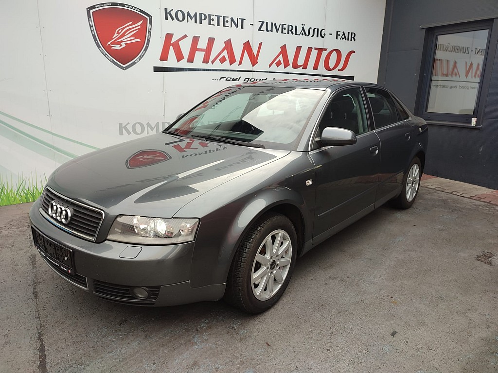 Audi A4 2,4 V6 Automatik *Navi*Tempomat*Klima*