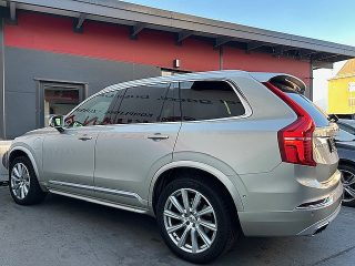 Volvo XC90 T8 Inscription AWD Aut. *7-Sitzer*Panorama*AHK*Sitzbelüftung*