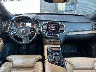 Volvo XC90 T8 Inscription AWD Aut. *7-Sitzer*Panorama*AHK*Sitzbelüftung*