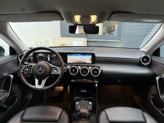 Mercedes-Benz CLA 200 d Shooting Brake Aut. *LED*Navi*AHK*
