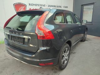 Volvo XC60 D4 Summum Geartronic *Panorama*Leder*