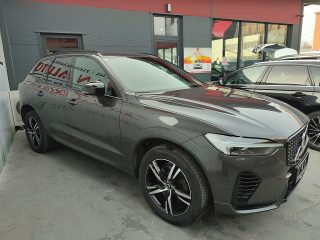 Volvo XC60 T6 AWD Recharge  R Design *Panorama*LED*Leder*Navi*
