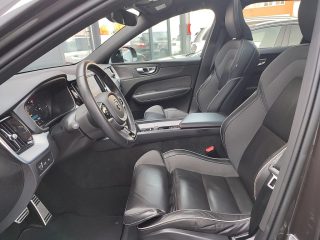 Volvo XC60 T6 AWD Recharge  R Design *Panorama*LED*Leder*Navi*