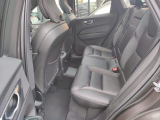 Volvo XC60 T6 AWD Recharge  R Design *Panorama*LED*Leder*Navi*