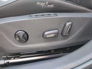 Skoda Octavia Combi 2,0 TDI Premium DSG *LED*Navi*Virtual Cockpit*