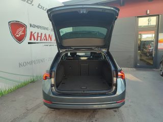 Skoda Octavia Combi 2,0 TDI Premium DSG *LED*Navi*Virtual Cockpit*