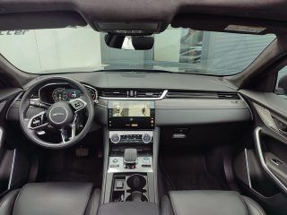 Jaguar F-Pace SE D300 AWD Aut. *Panorama*Meridian*360 Grad*