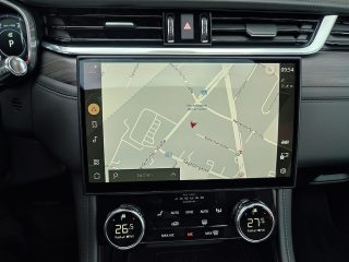 Jaguar F-Pace SE D300 AWD Aut. *Panorama*Meridian*360 Grad*