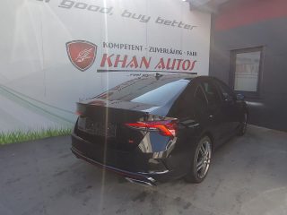 Skoda Octavia 2,0 TDI RS DSG *HeadUp*Canton*RFKamera*Navi*LED*