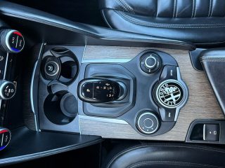 Alfa Romeo Giulia Super 2,2 180 AT *Navi*Leder*RFKamera*