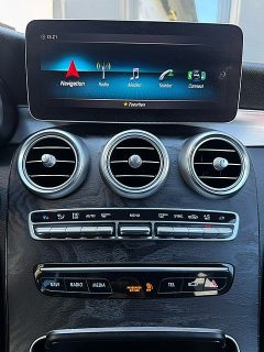 Mercedes-Benz C 220 d T AMG Line Aut. *Navi*LED*Distronic*BT*PDC*