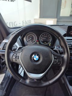 BMW M135i xDrive Aut. *M-Paket*Xenon*Navi*