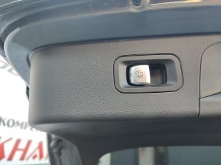 Mercedes-Benz GLC 250 4MATIC Aut. *AMG-Line*Pano*LED*Navi*AHK*