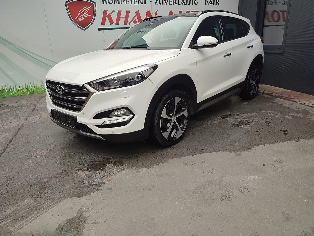 Hyundai Tucson 2,0 Comfort+ CRDi VGT 4WD *Panorama*Leder*Navi*