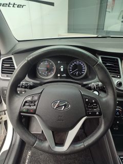 Hyundai Tucson 2,0 Comfort+ CRDi VGT 4WD *Panorama*Leder*Navi*
