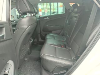 Hyundai Tucson 2,0 Comfort+ CRDi VGT 4WD *Panorama*Leder*Navi*