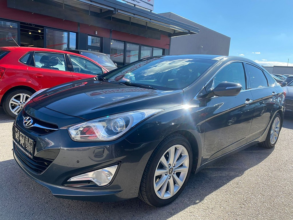 Hyundai i40 Premium 1,7 CRDi DPF *Panorama*Leder*Navi*Voll*