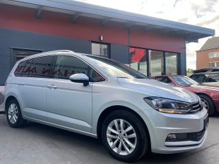 VW Touran Highline 1,6 SCR TDI DSG *Navi*Bluetooth*PDC2x*