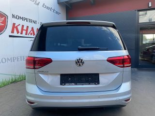 VW Touran Highline 1,6 SCR TDI DSG *Navi*Bluetooth*PDC2x*
