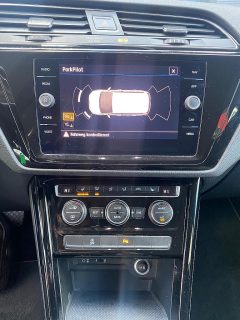 VW Touran Highline 1,6 SCR TDI DSG *Navi*Bluetooth*PDC2x*