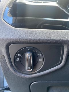 VW Touran Highline 1,6 SCR TDI DSG *Navi*Bluetooth*PDC2x*