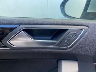 VW Touran Highline 1,6 SCR TDI DSG *Navi*Bluetooth*PDC2x*