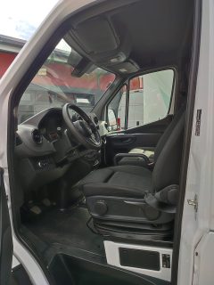 Mercedes-Benz Sprinter 316 CDI 3,5t / 4.325 mm *Koffer mit Ladebordwand*NAVI*