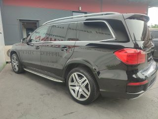 Mercedes-Benz GL 350 BlueTEC 4MATIC Aut. *AMG-Line*7-Sitzer*Navi*Schiebedach*