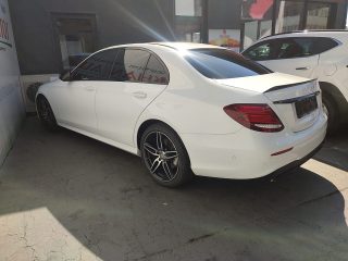Mercedes-Benz E 350 d Avantgarde Aut. *AMG-Line*Digitales Display*Multibeam*Burmester*